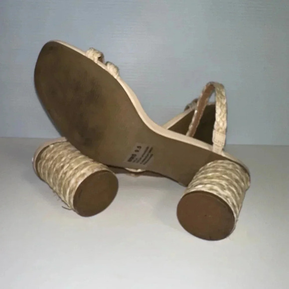 Women's DV by Dolce Vita Sandals, Size 7, Beige Straw Straps - Picture 14 of 14